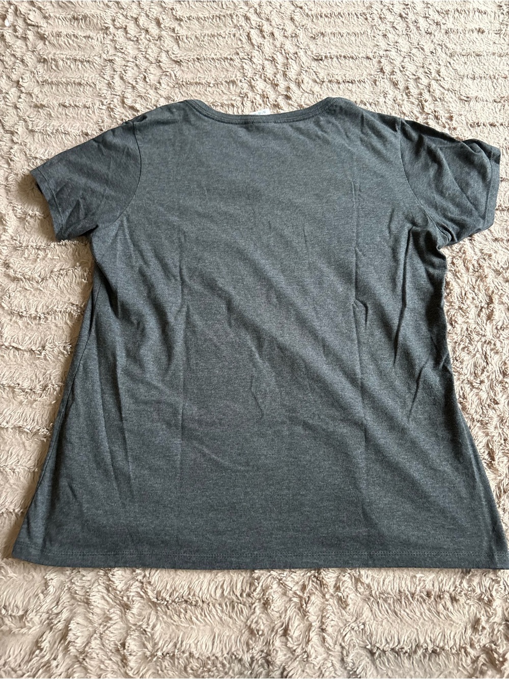 Bubbles Up Graphic Tee in Dark Gray - Picture 5 of 5
